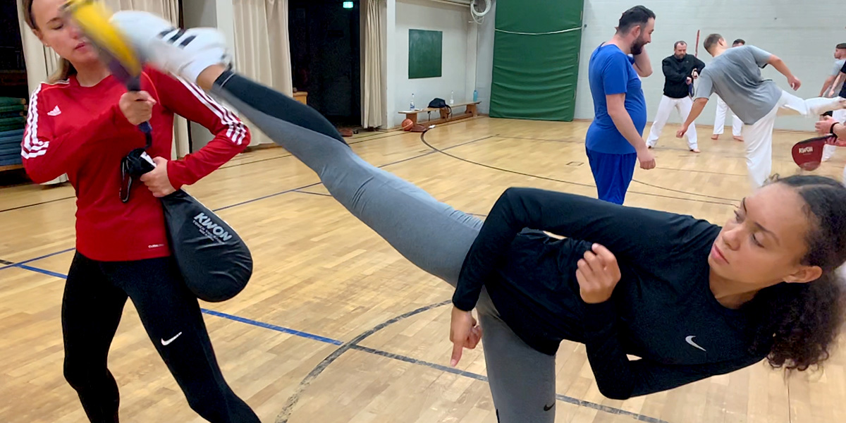 Jacy und Phoebe beim Training